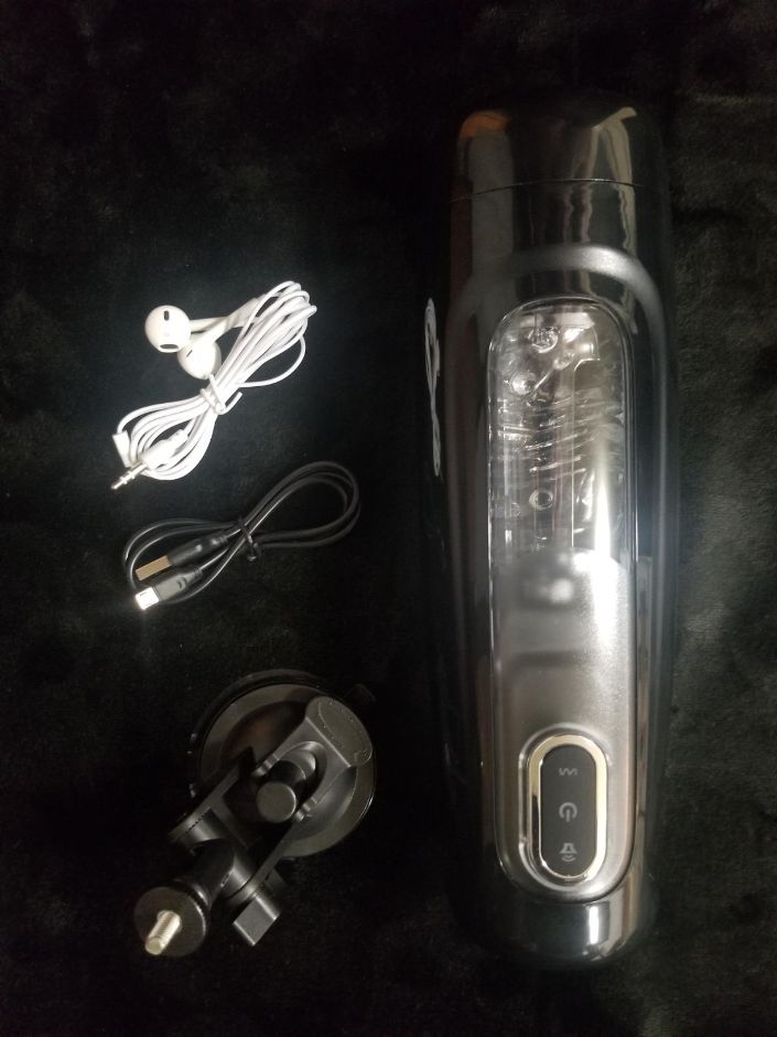 Vibrating Fleshlights For Men - Alive Masturbator